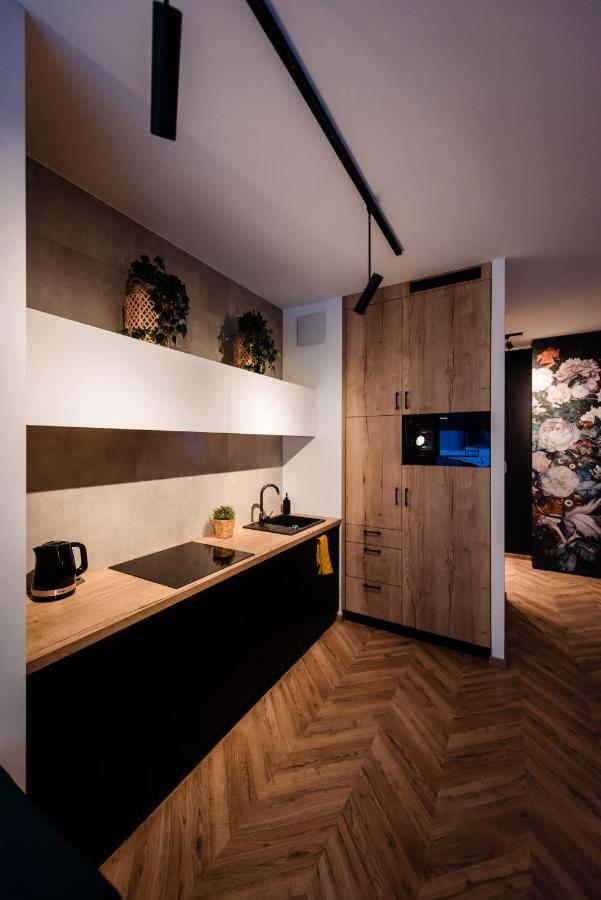 Floral Apartment Krakow Exterior photo